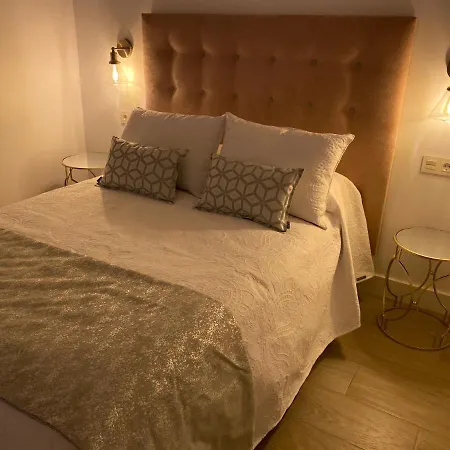 El Del Rey Apartment